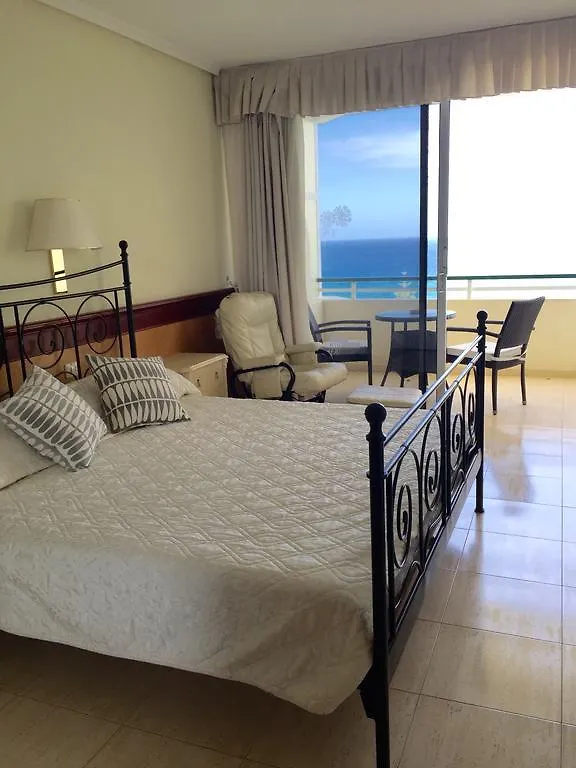 Las Palmeras Hotel Playa de las Americas  0*, Playa de las Americas (Tenerife)
